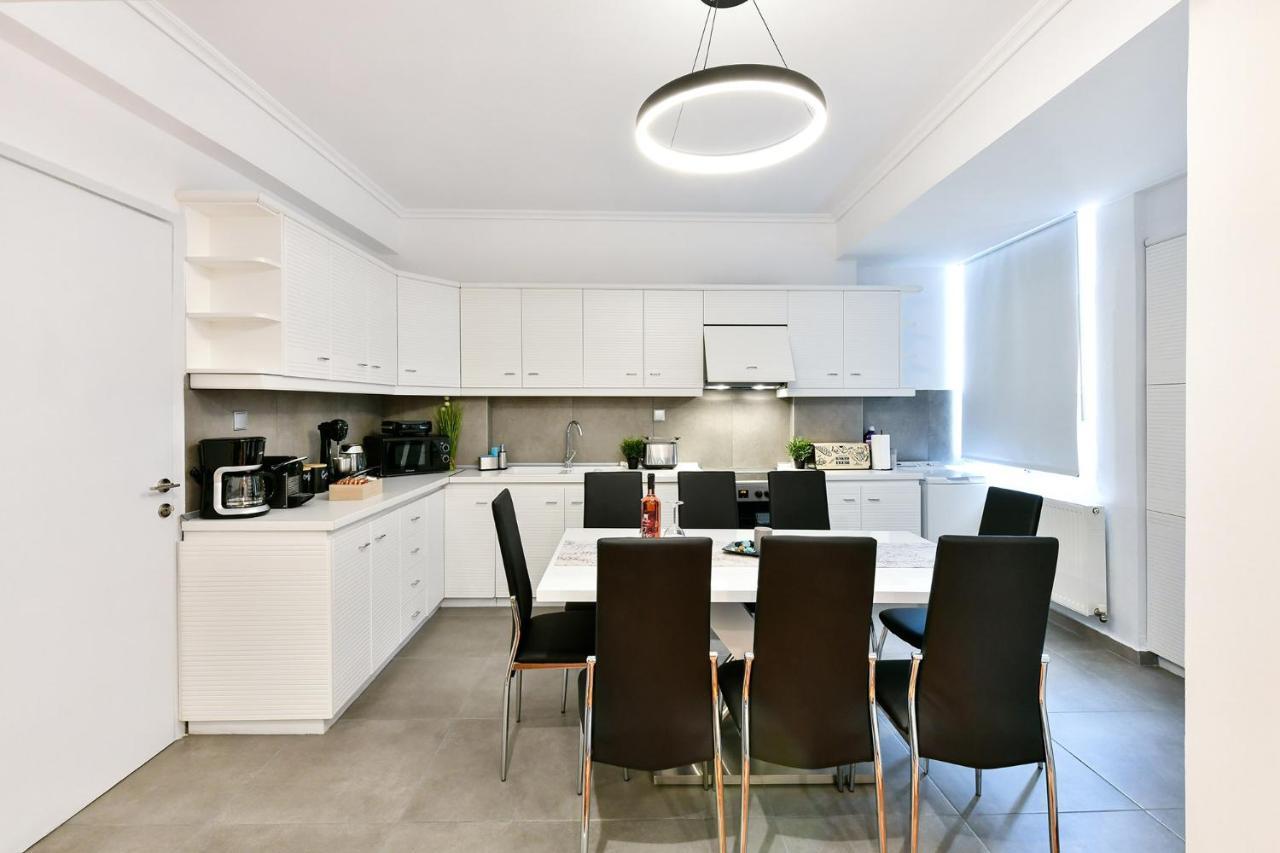 Porto Sea View Apartments - Pl Ippodromiou 21 Tesalonika Bagian luar foto