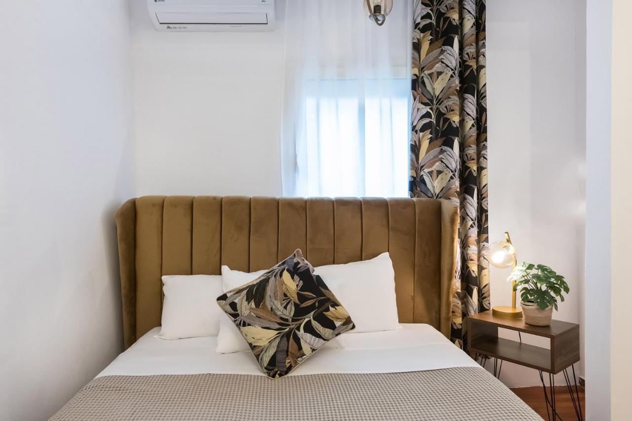 Porto Sea View Apartments - Pl Ippodromiou 21 Tesalonika Bagian luar foto