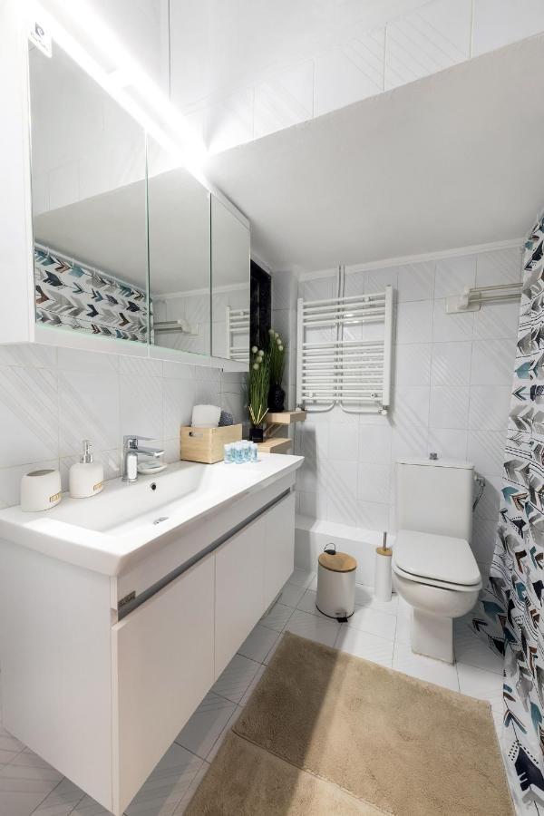 Porto Sea View Apartments - Pl Ippodromiou 21 Tesalonika Bagian luar foto